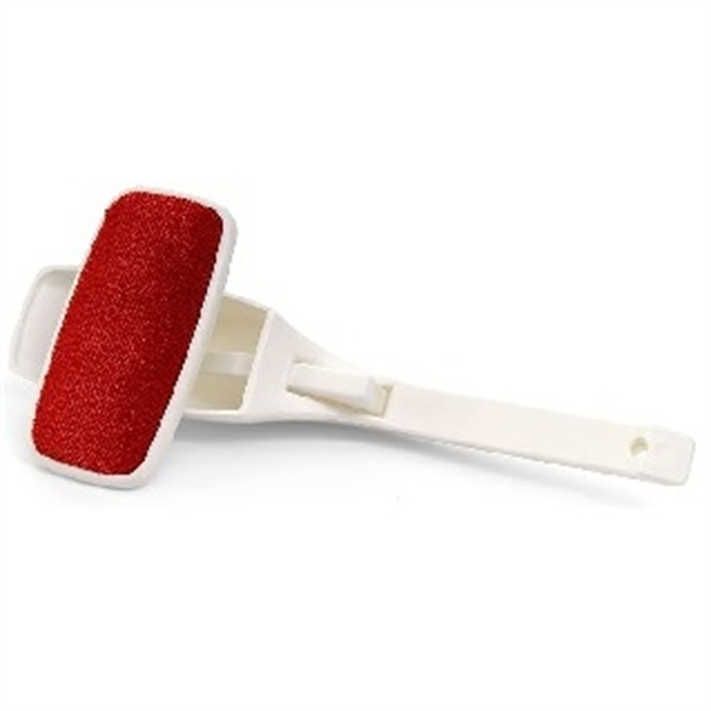 Rotating Lint Brush