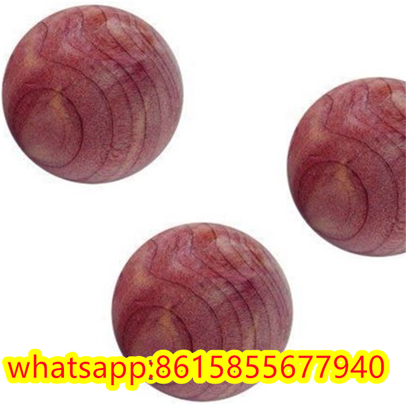 wholesale Natural fresh red cedar wood balls moth balls for sale