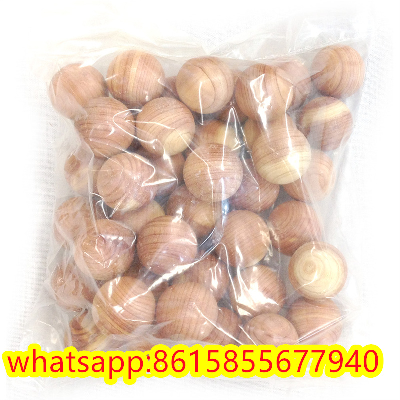 wholesale Natural fresh red cedar wood balls moth balls for sale