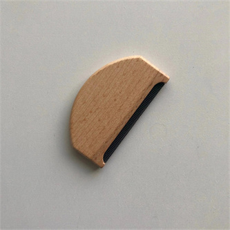 natural timber Cashmere Wool Comb